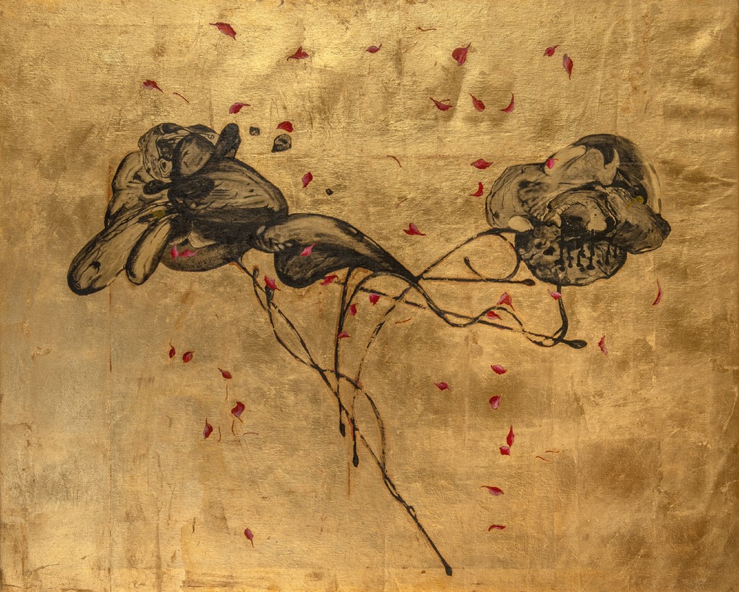 Cadono i petali, scompaiono i giganti - 2023 acrylyc on canvas on gold leaf 135x111 cm.